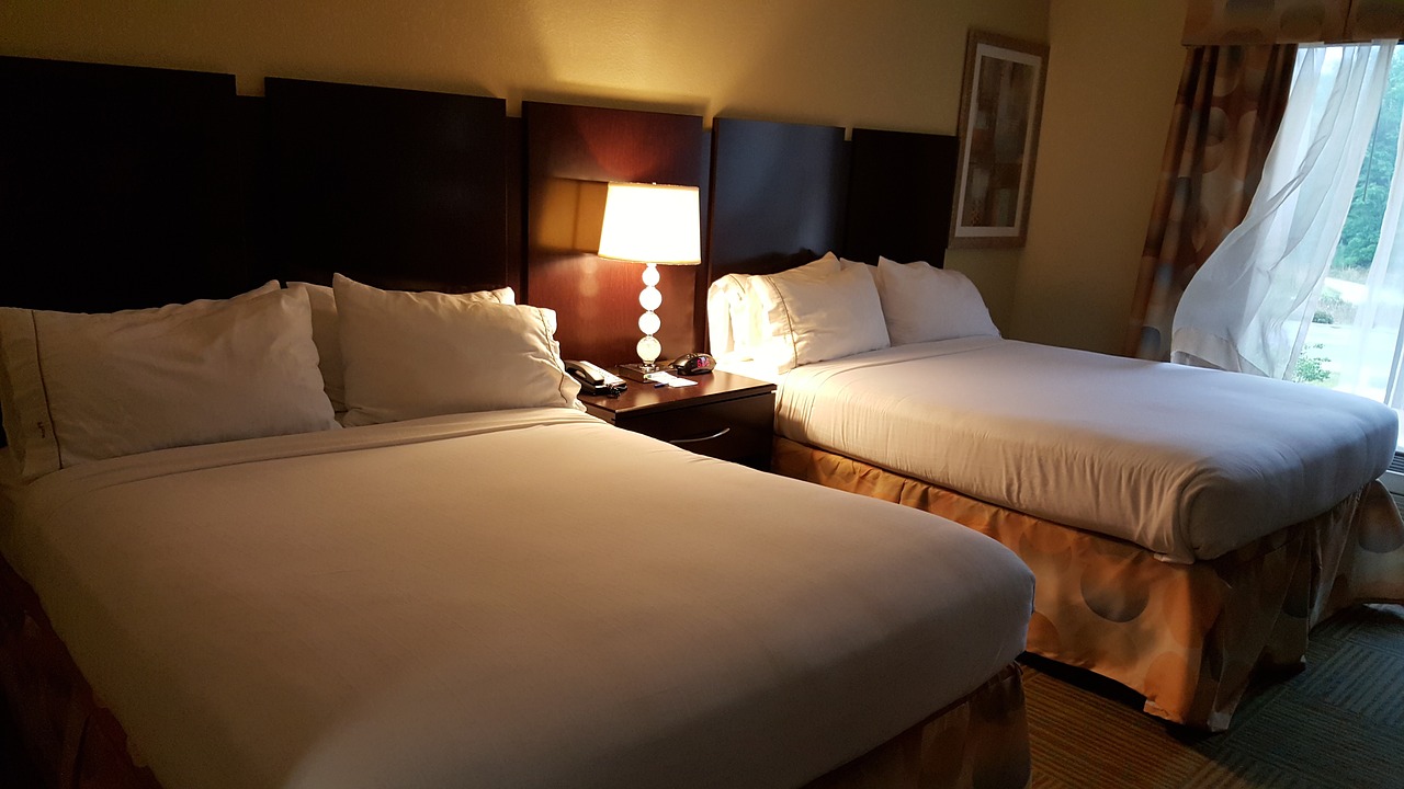 ložnice v hotelu